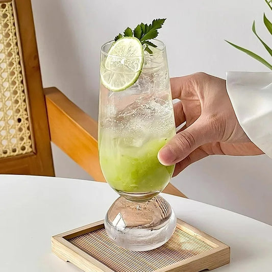 Copo de Suco de vidro com fundo esférico